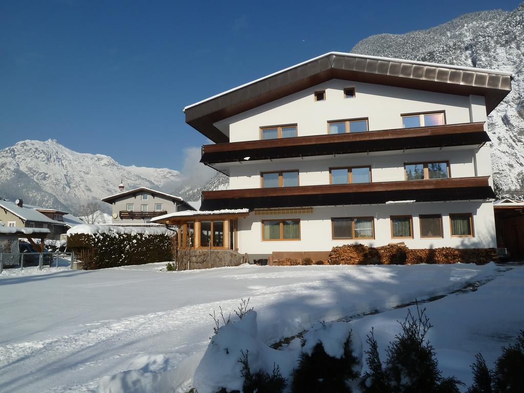 Gastehaus Frischhut Ξενοδοχείο Nassereith Εξωτερικό φωτογραφία