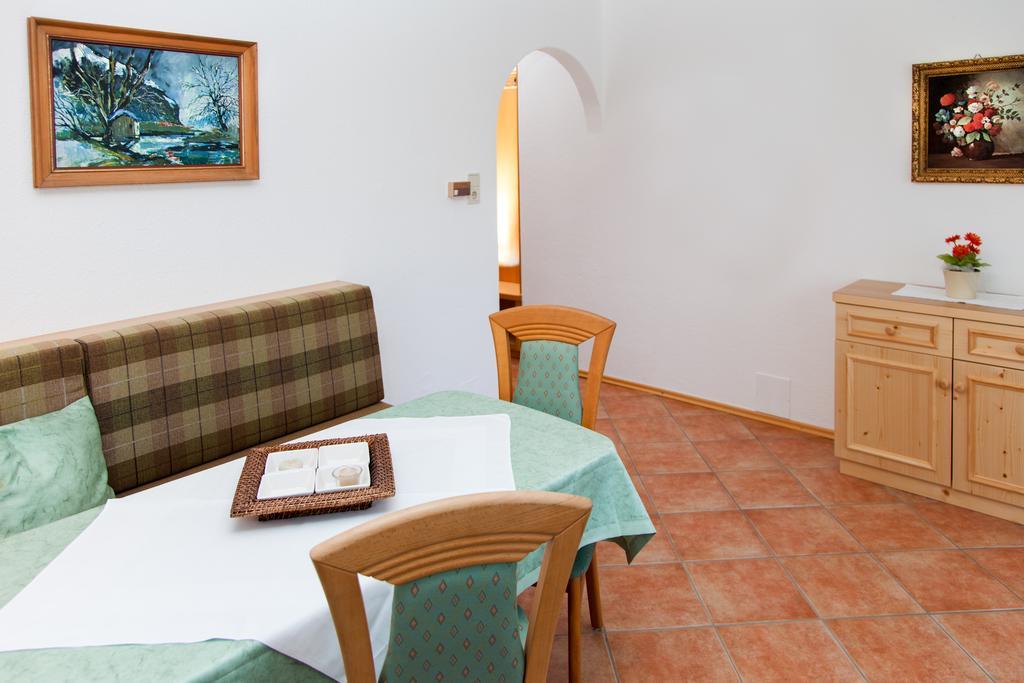 Gastehaus Frischhut Ξενοδοχείο Nassereith Εξωτερικό φωτογραφία